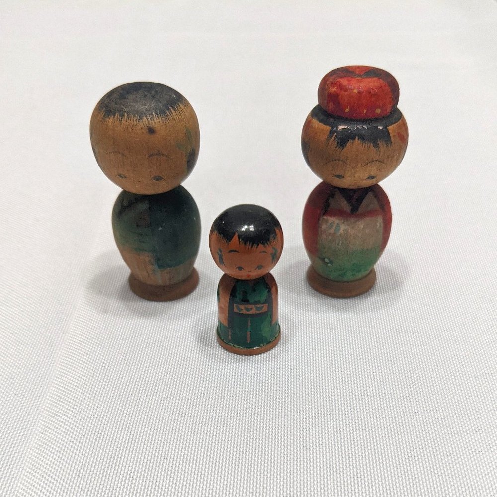 Mini Japanese Kokeshi Doll Family Set of 3